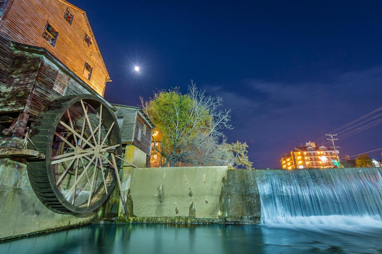 Stay At The Retreat! Gatlinburg-Dollywood سيفيرفيل المظهر الخارجي الصورة