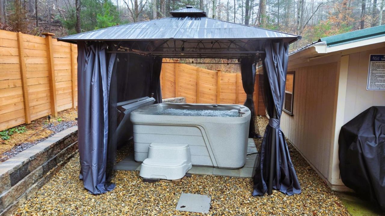 Stay At The Retreat! Gatlinburg-Dollywood سيفيرفيل المظهر الخارجي الصورة